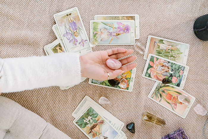 The Difference Between Tarot Readings and Psychic Readings